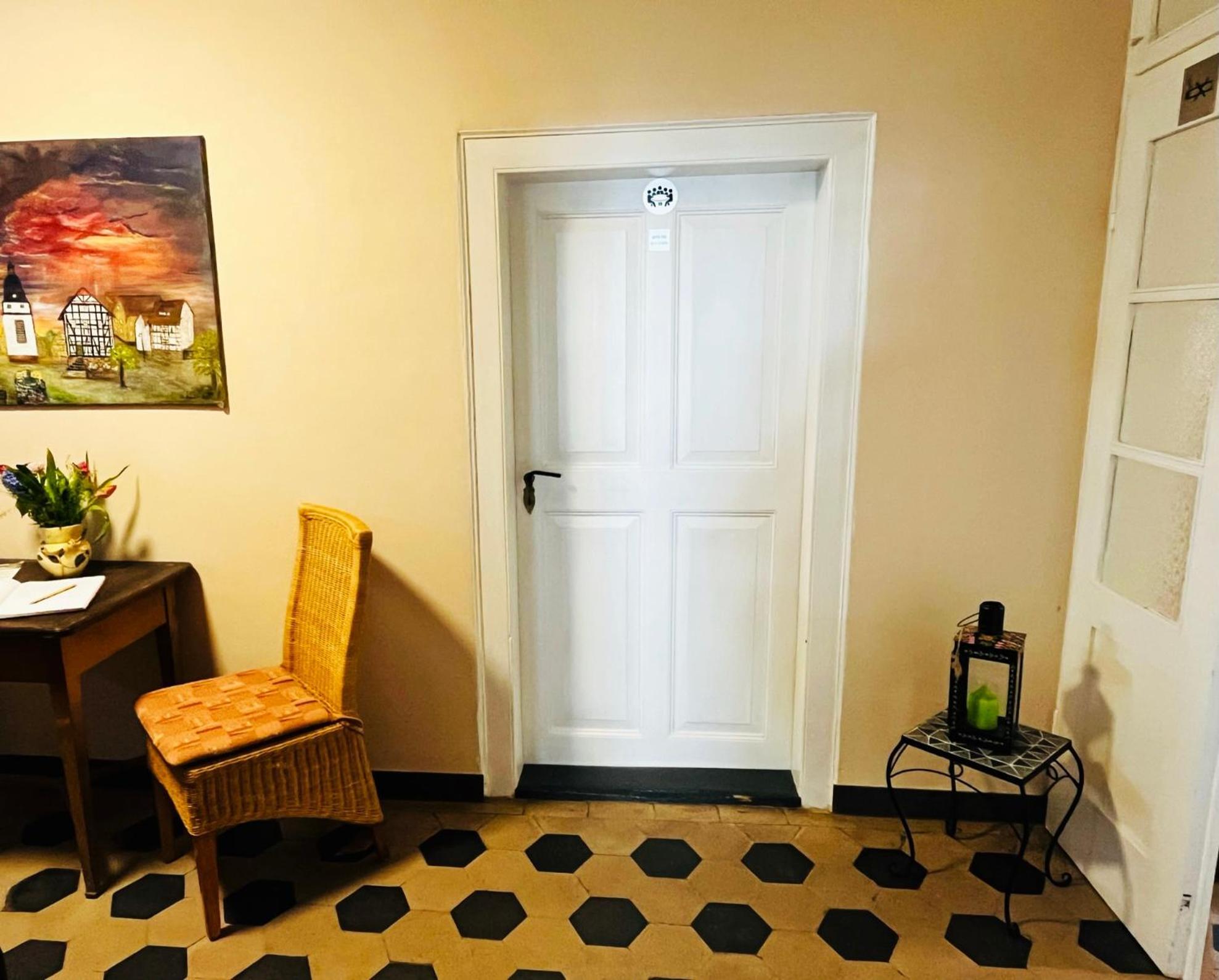 Altes Pfarrhaus Neustaedt Hotel Neustadt  Екстериор снимка