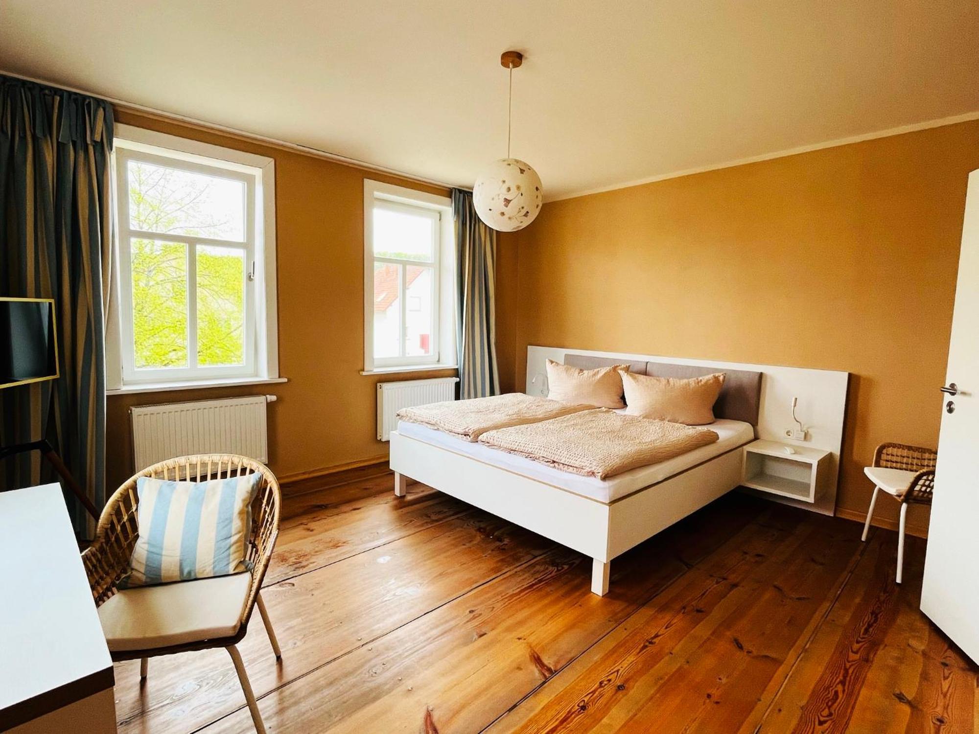 Altes Pfarrhaus Neustaedt Hotel Neustadt  Екстериор снимка