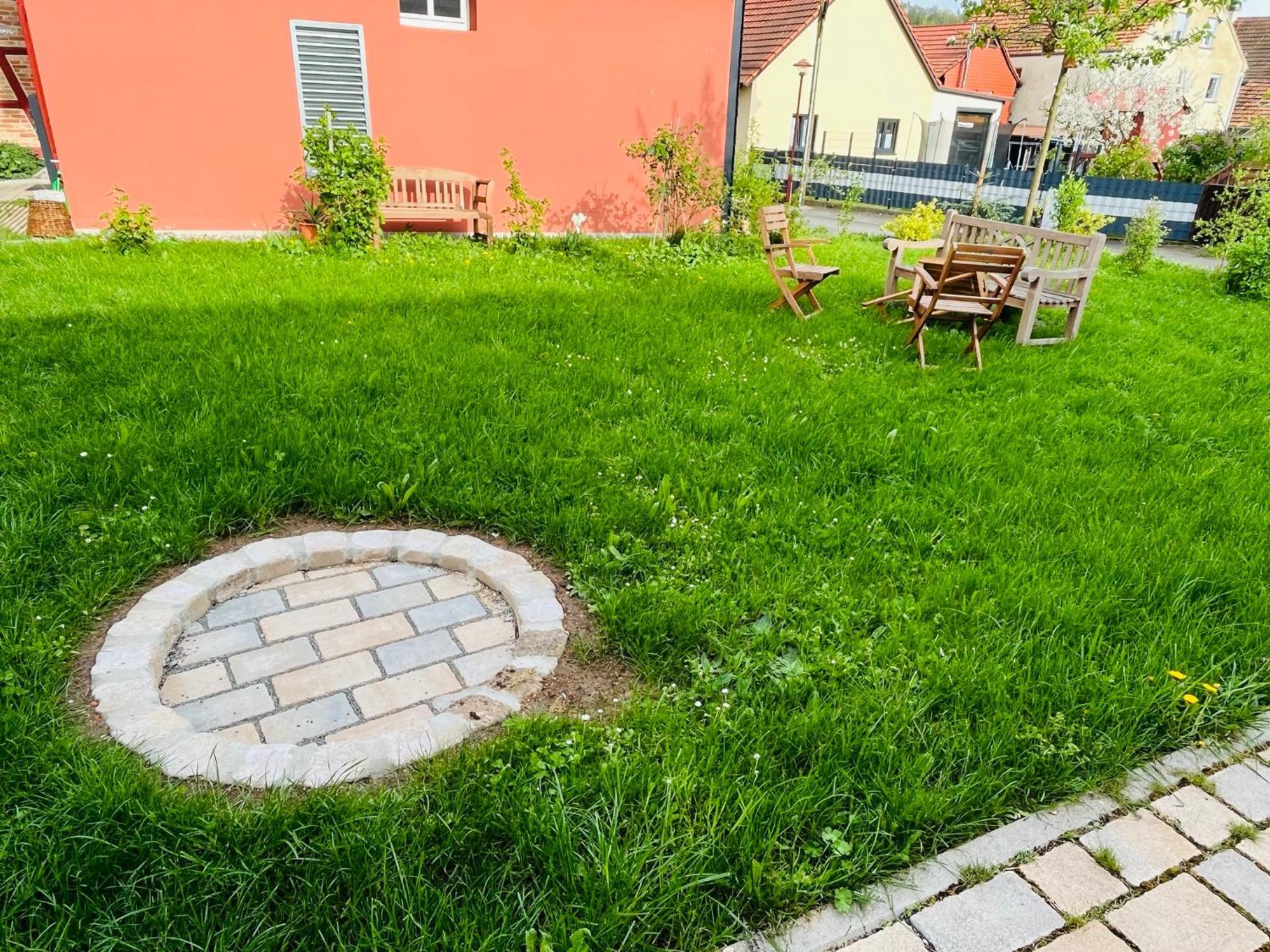 Altes Pfarrhaus Neustaedt Hotel Neustadt  Екстериор снимка